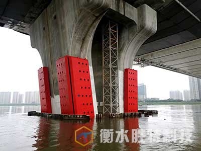 固定式鋼覆復合材料橋梁防撞設施