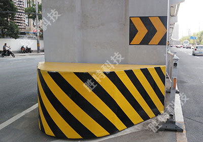 新型柔性橋墩防撞設施