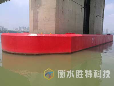 勝特科技公司生產的自浮式鋼覆復合材料橋梁防撞設施