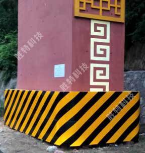 為陜西西渭高速安裝的高速公路橋梁護舷